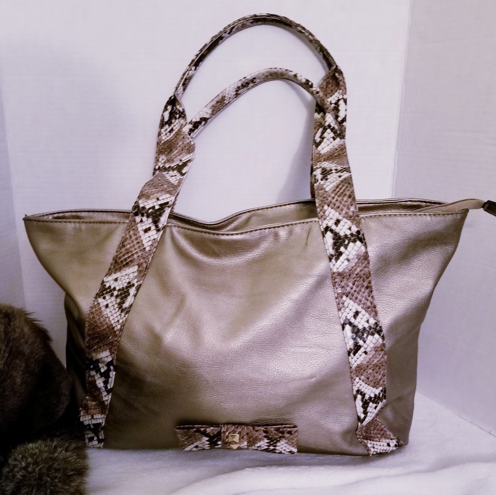 METALLIC TOTE BAG